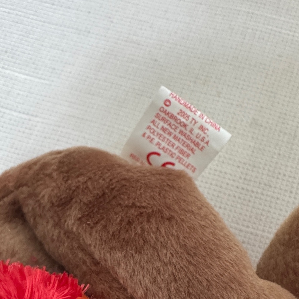 Ty Beanie Baby “Plymouth” the Bear - Picture 6 of 8